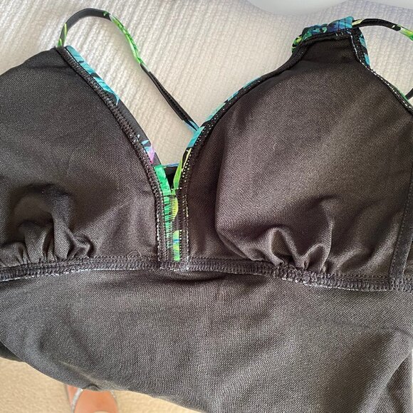 2 Piece Fern Print Graphic Design - Picture 7 of 12